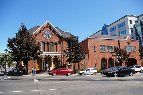 Emanu-el Synagogue, Victoria, BC. Taken from http://www.congregationemanuel.ca/history.html