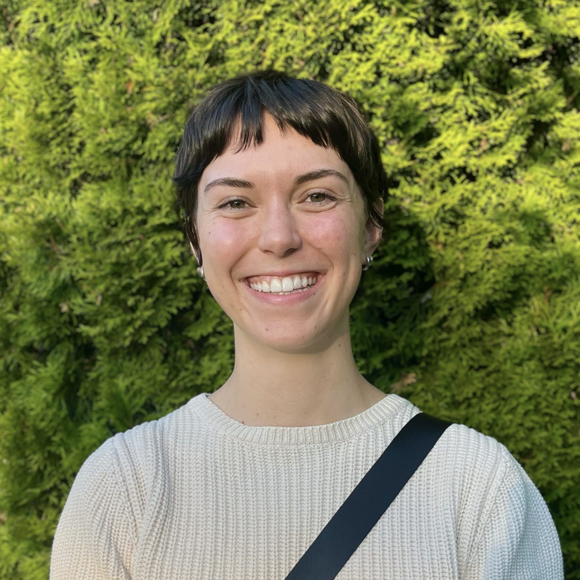 Lily Roberts (she/they)