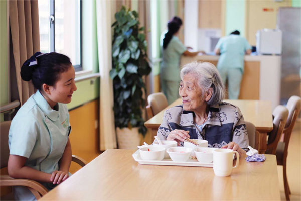 Eldercare during the Covid-19 Pandemic: China and Singapore