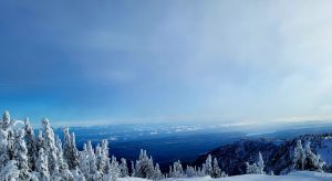 A view of the ocean from Mount Washington